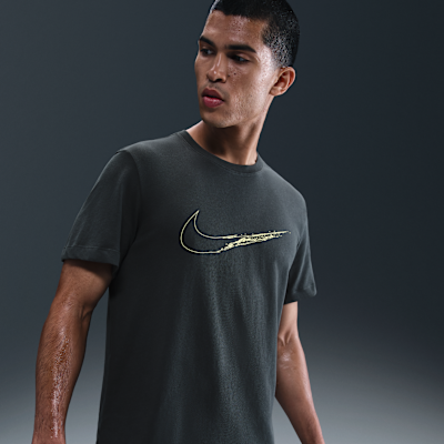 NIKE公式】ナイキ メンズ Dri-FIT トレーニング Tシャツ.オンライン